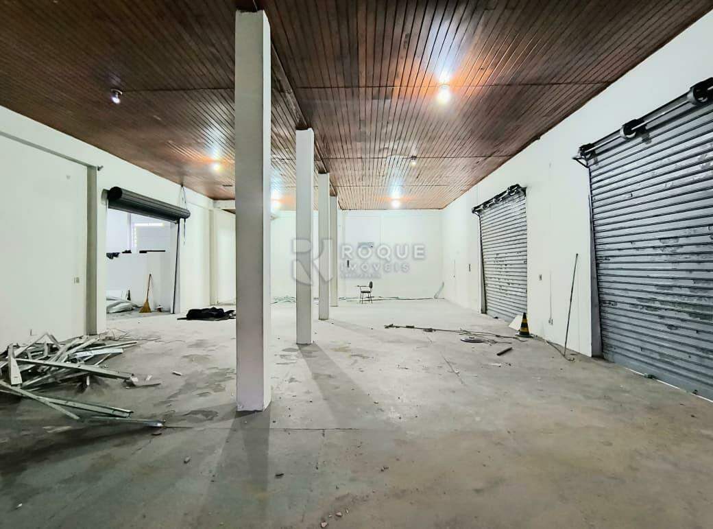 Barracão/Galpão para aluguel no bairro Residencial Rubi: Salão