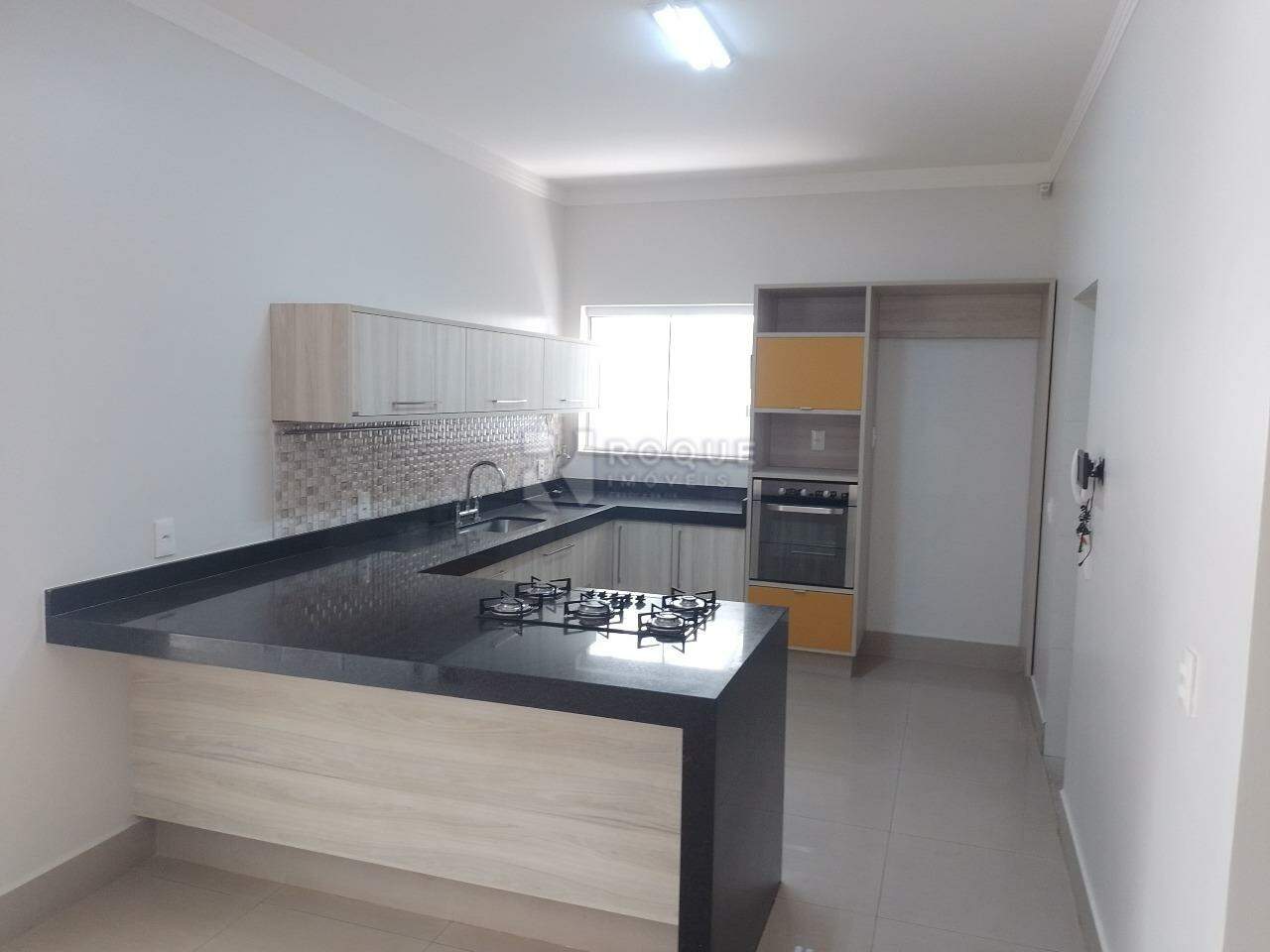 Casa em condomínio à venda no bairro Terras de São Bento I: Cozinha