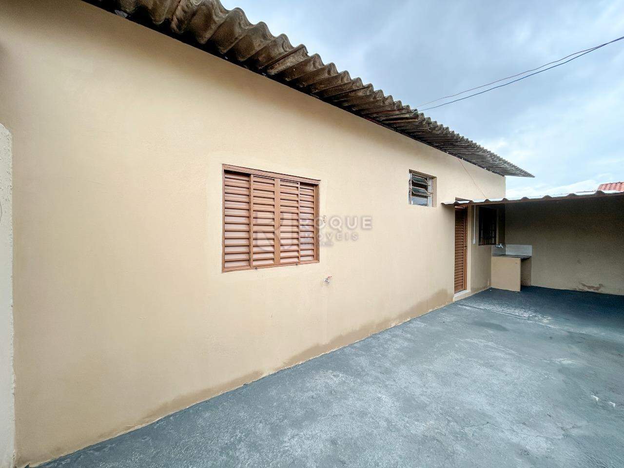 Casa Residencial para aluguel no bairro Jardim Santa Luiza: Área da frente 