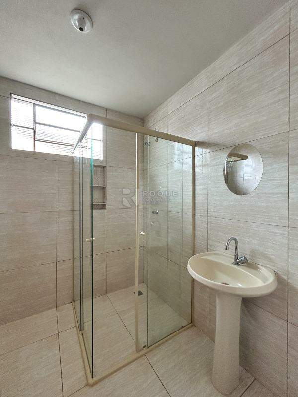 Casa Residencial para aluguel no bairro Jardim Santa Luiza: WC social 