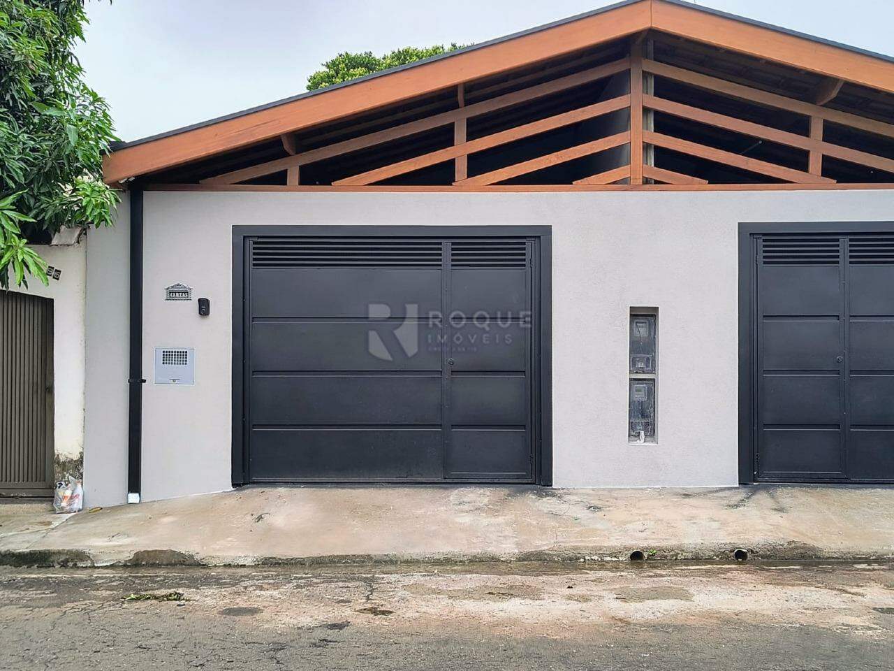 Casa Residencial para aluguel no bairro Parque Nossa Senhora das Dores: Fachada