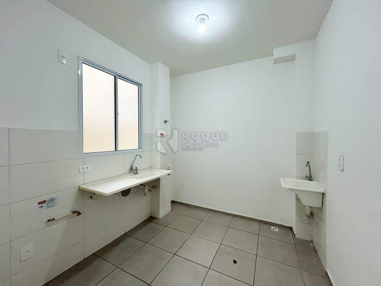 Apartamento para aluguel no bairro Fazenda Duas Barras: Cozinha / Área de serviço 