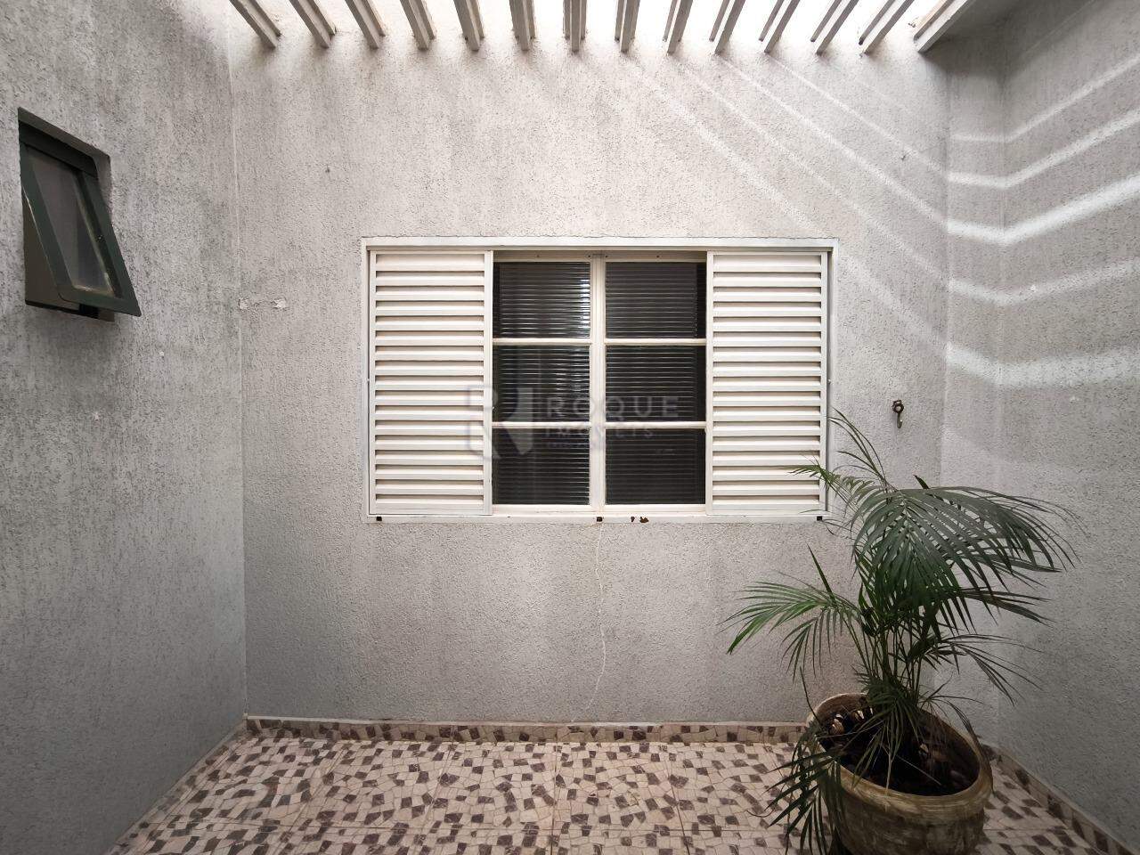 Casa Residencial à venda no bairro Parque Egisto Ragazzo: ÁREA DE LUZ