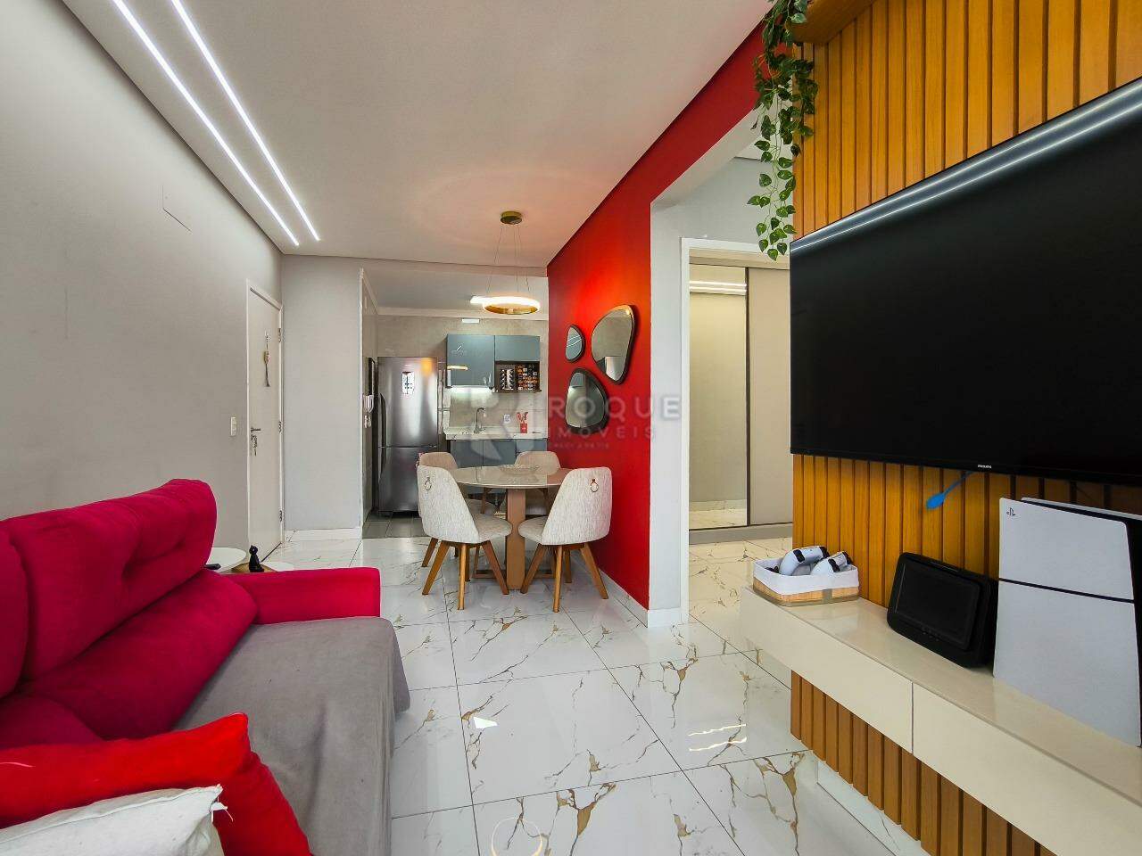 Apartamento à venda no bairro Vale das Esmeraldas: SALA DE ESTAR
