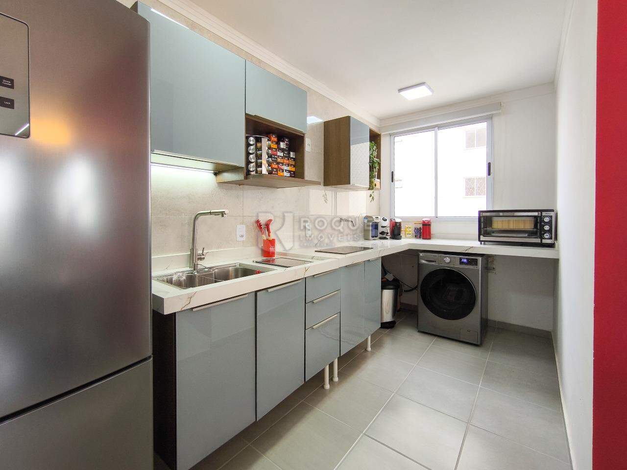 Apartamento à venda no bairro Vale das Esmeraldas: COZINHA