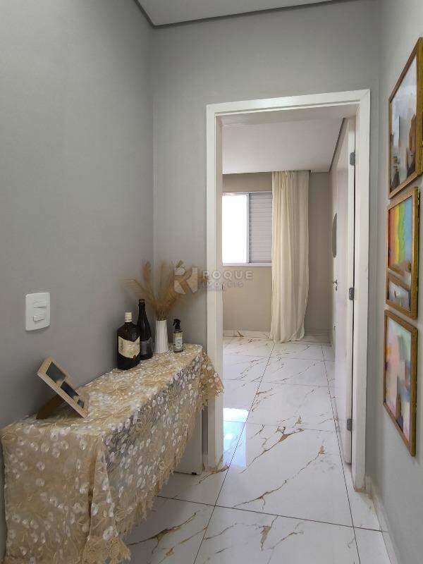 Apartamento à venda no bairro Vale das Esmeraldas: ÁREA DE CIRCULAÇÃO