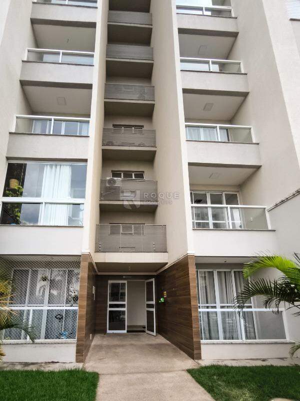 Apartamento à venda no bairro Vale das Esmeraldas: ENTRADA