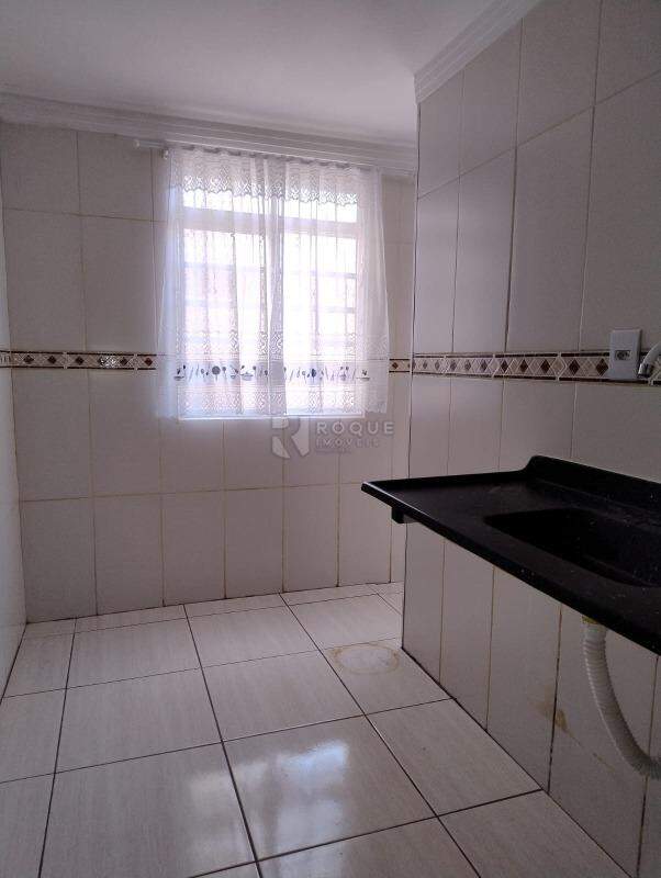 Apartamento para aluguel no bairro Jardim Olga Veroni: Cozinha