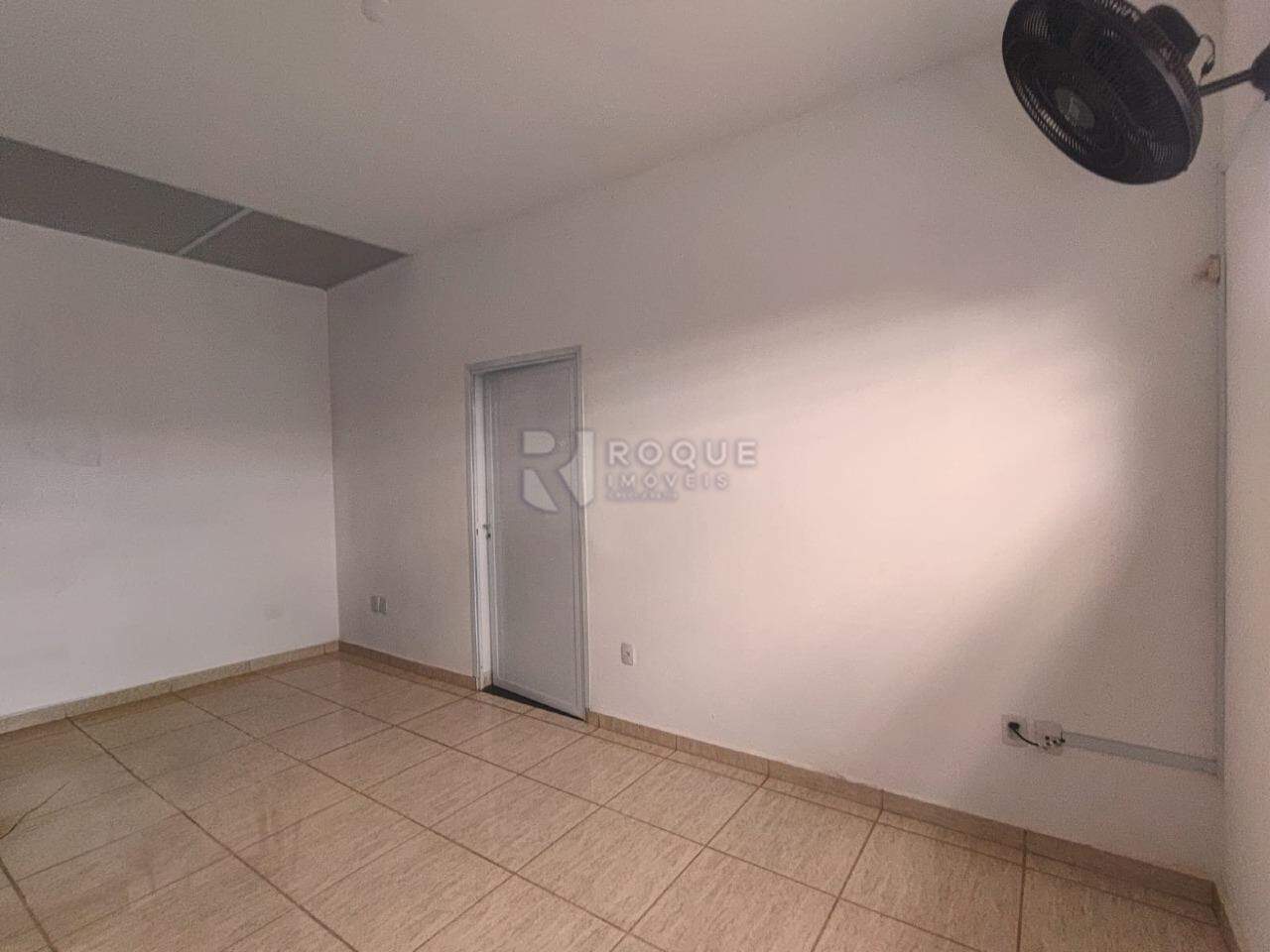 Barracão/Galpão para aluguel no bairro Parque Residencial Roland: Recepção