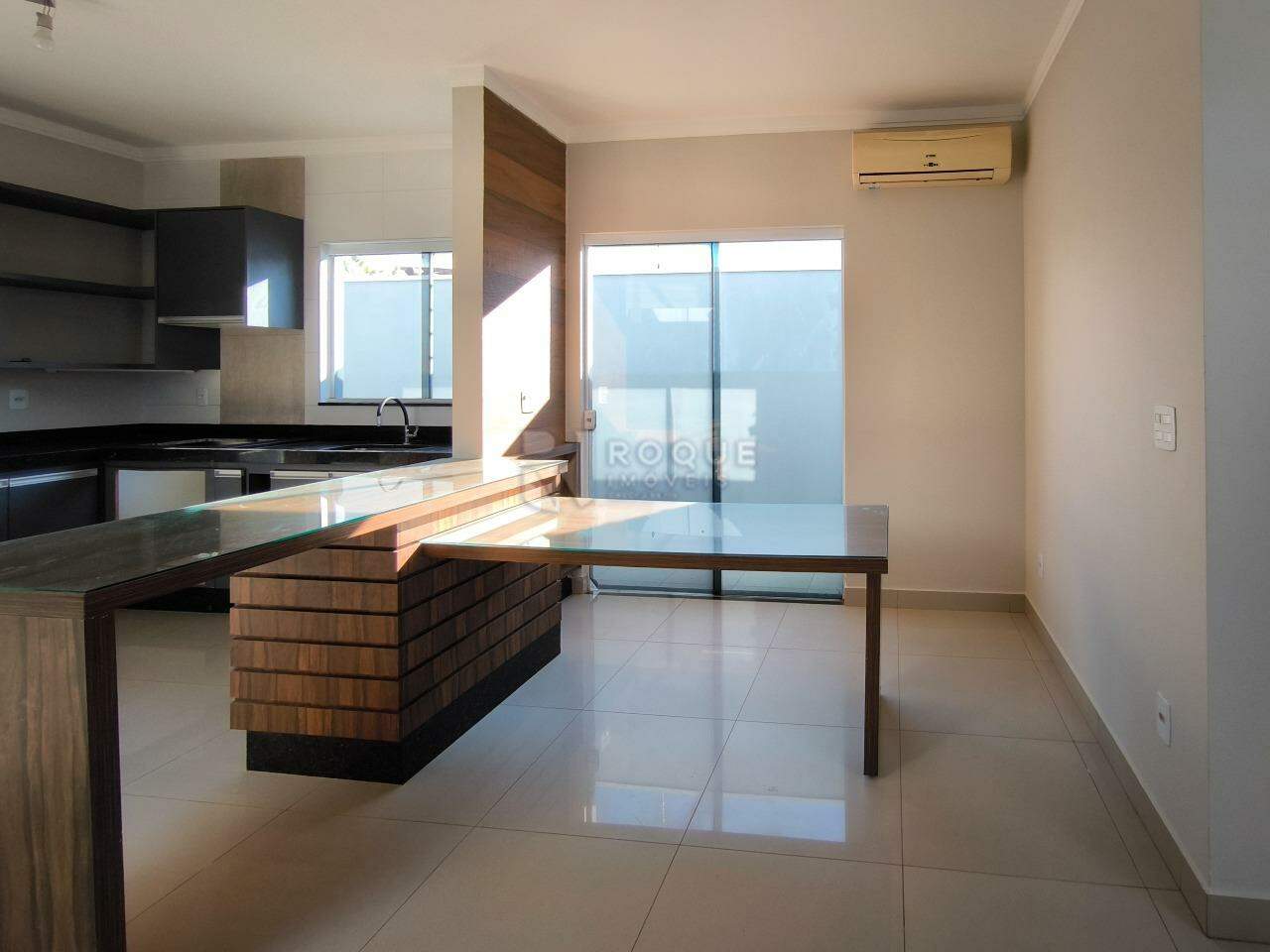 Casa Residencial à venda no bairro Residencial Interlagos: COZINHA