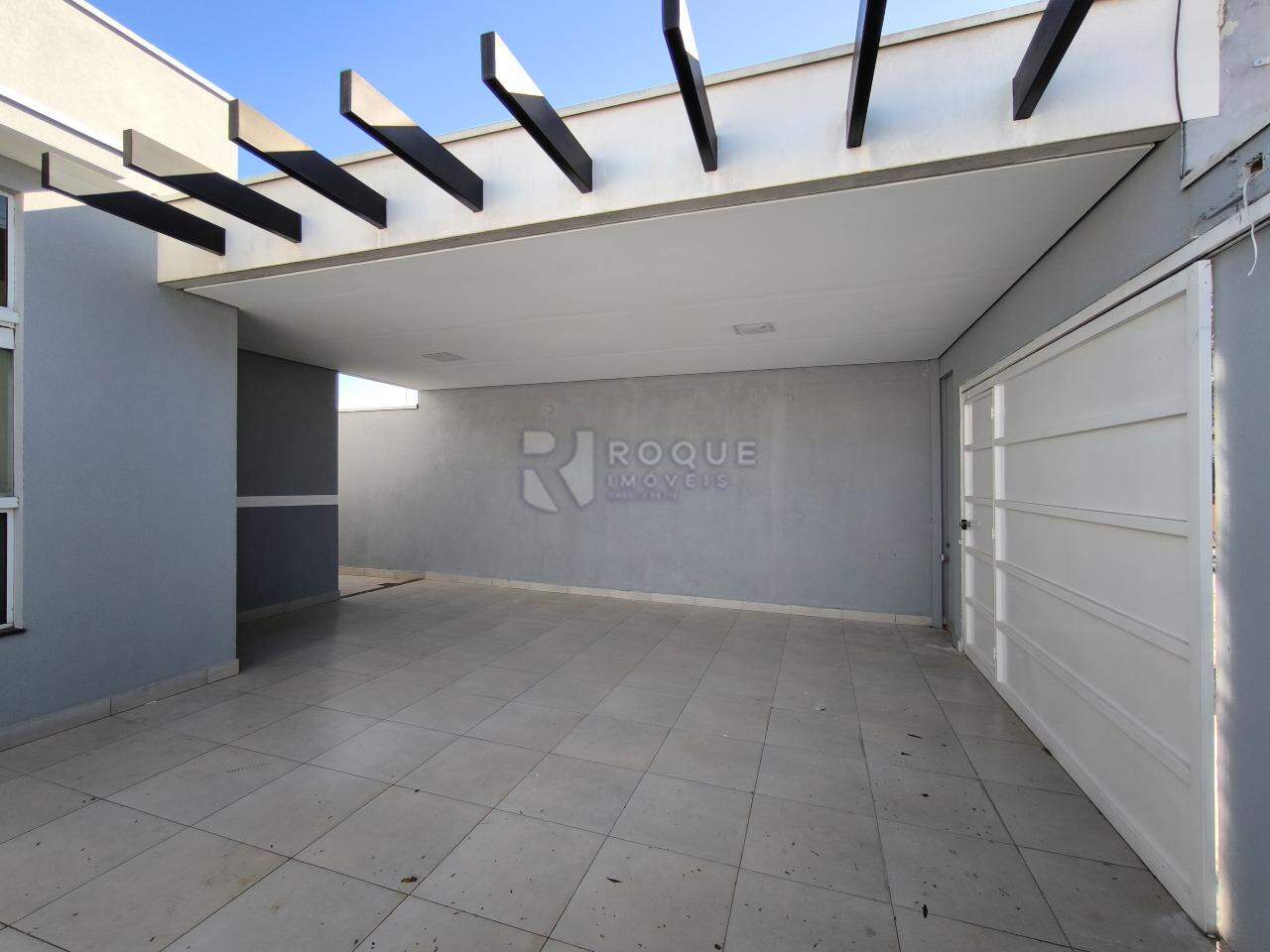 Casa Residencial à venda no bairro Residencial Interlagos: GARAGEM