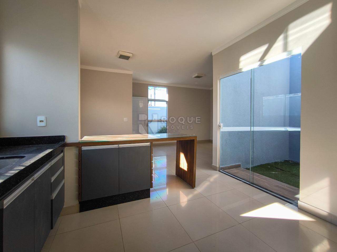 Casa Residencial à venda no bairro Residencial Interlagos: COZINHA