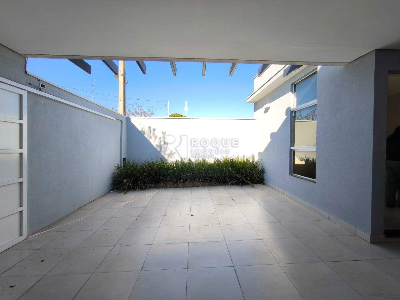Casa Residencial à venda no bairro Residencial Interlagos: JARDIM