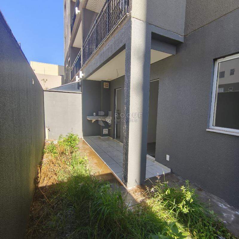 Apartamento à venda no bairro Jardim do Lago: 