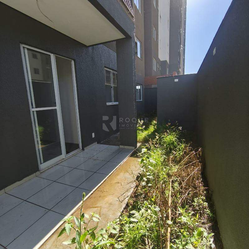 Apartamento à venda no bairro Jardim do Lago: 