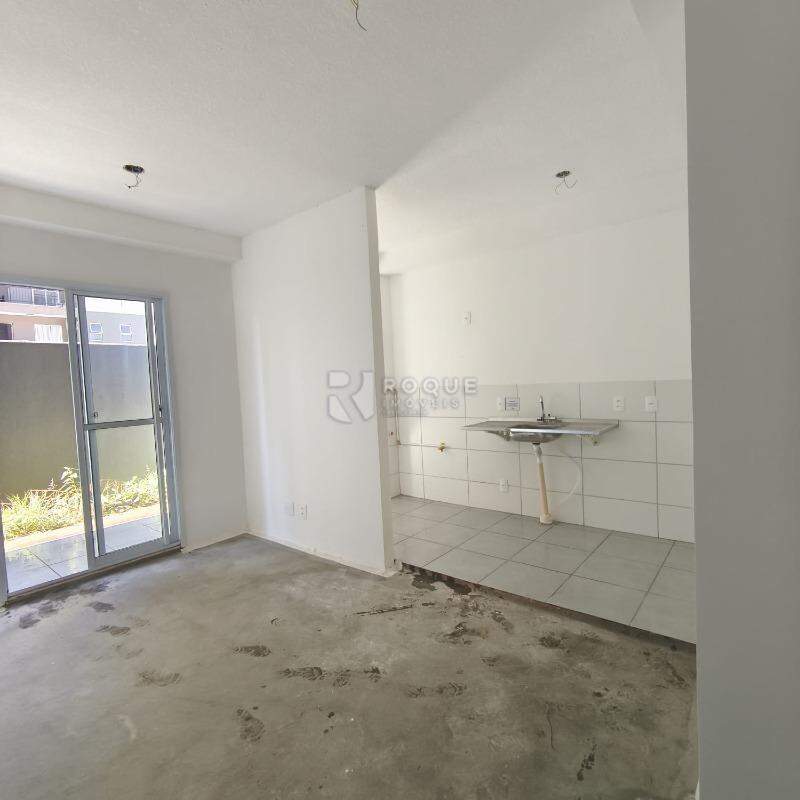 Apartamento à venda no bairro Jardim do Lago: 