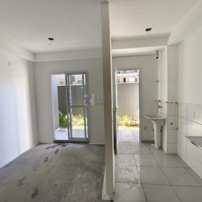 Apartamento à venda no bairro Jardim do Lago: 