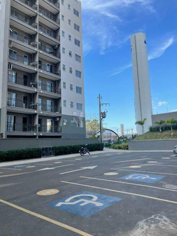 Apartamento à venda no bairro Jardim Esteves: 