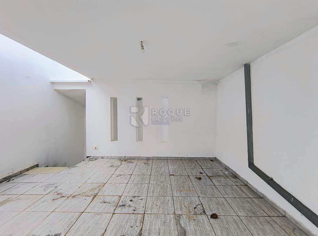Casa Residencial para aluguel no bairro Jardim Ouro Verde: Garagem