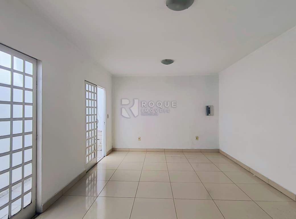 Casa Residencial para aluguel no bairro Jardim Ouro Verde: Sala