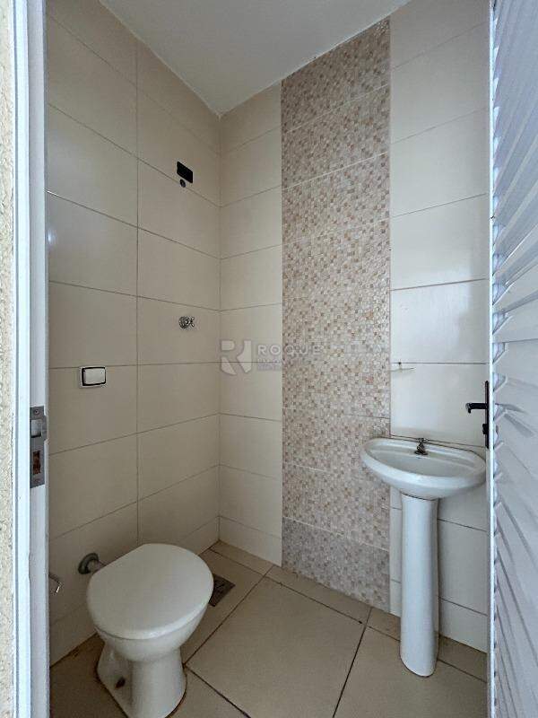 Barracão/Galpão para aluguel no bairro Residencial Chácara São José: WC social 1