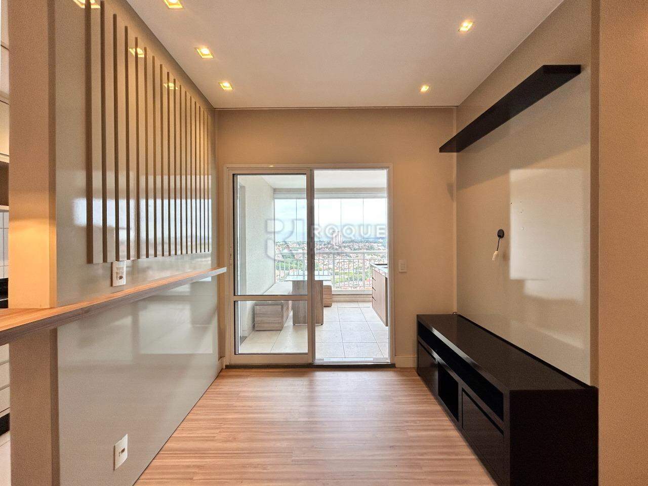 Apartamento para aluguel no bairro Vila Santa Rosália: Sala