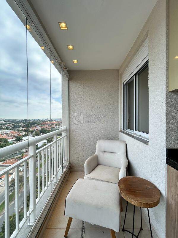 Apartamento para aluguel no bairro Vila Santa Rosália: Sacada