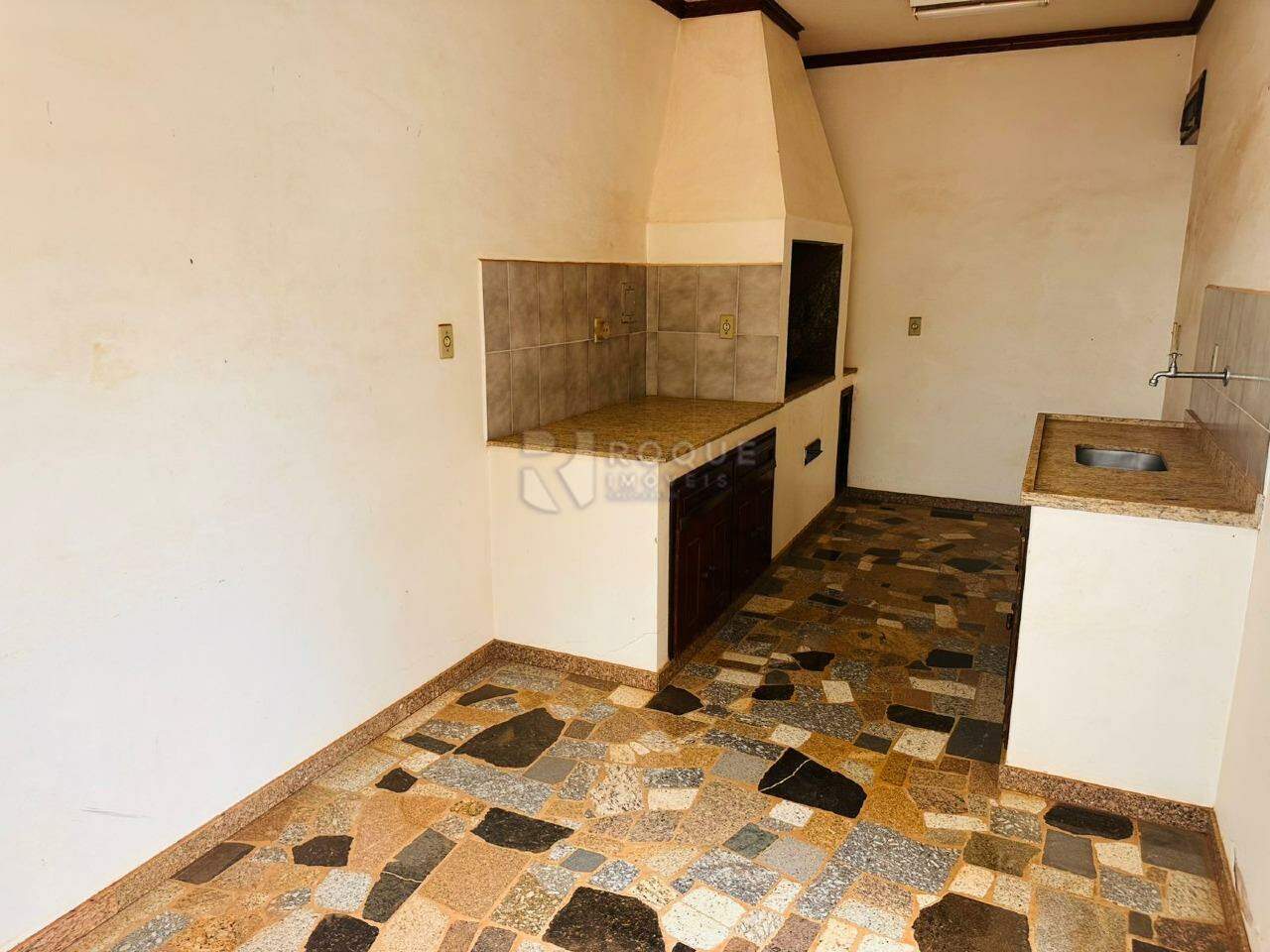 Casa Residencial à venda no bairro Conjunto Habitacional Bela Vista: AREA LAZER