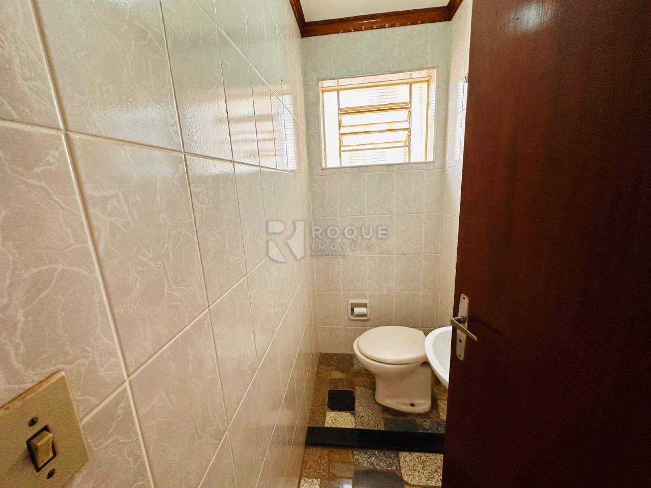 Casa Residencial à venda no bairro Conjunto Habitacional Bela Vista: WC AREA LAZER 