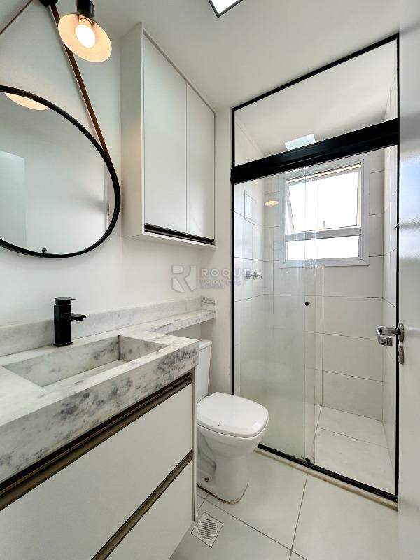 Apartamento para aluguel no bairro Jardim Nossa Senhora de Fátima: WC social