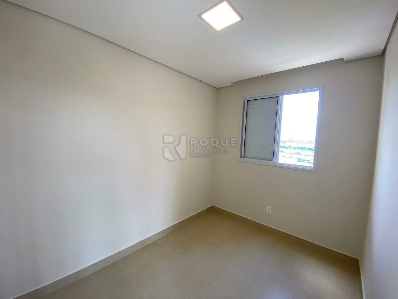 Apartamento à venda no bairro Chácaras Antonieta: 