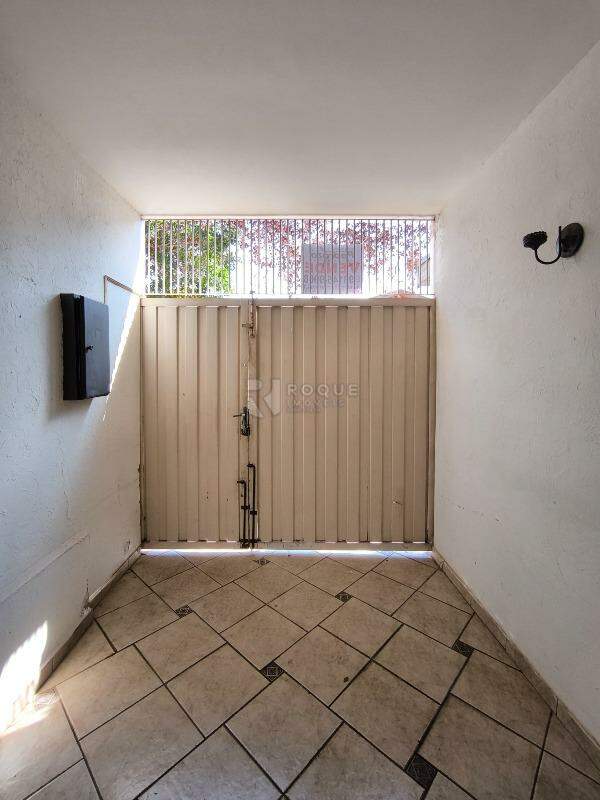 Casa Residencial à venda no bairro Cidade Jardim: GARAGEM