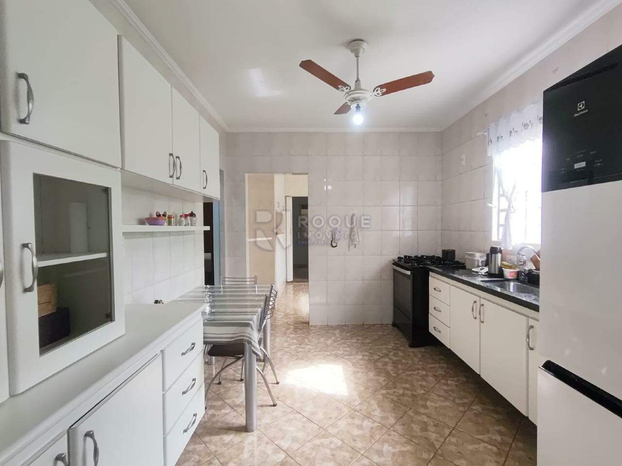 Casa Residencial para aluguel no bairro Vila Claudia: Cozinha 1