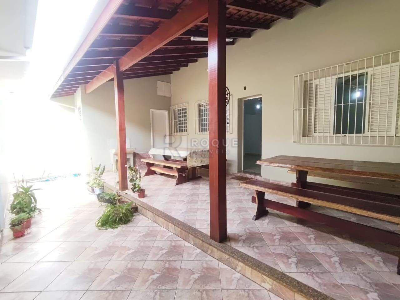 Casa Residencial para aluguel no bairro Vila Claudia: Edícula