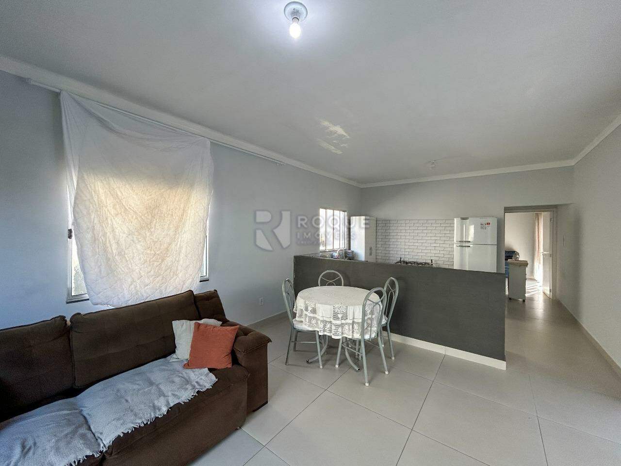 Chácara para aluguel no bairro Pires de Baixo: Sala 
