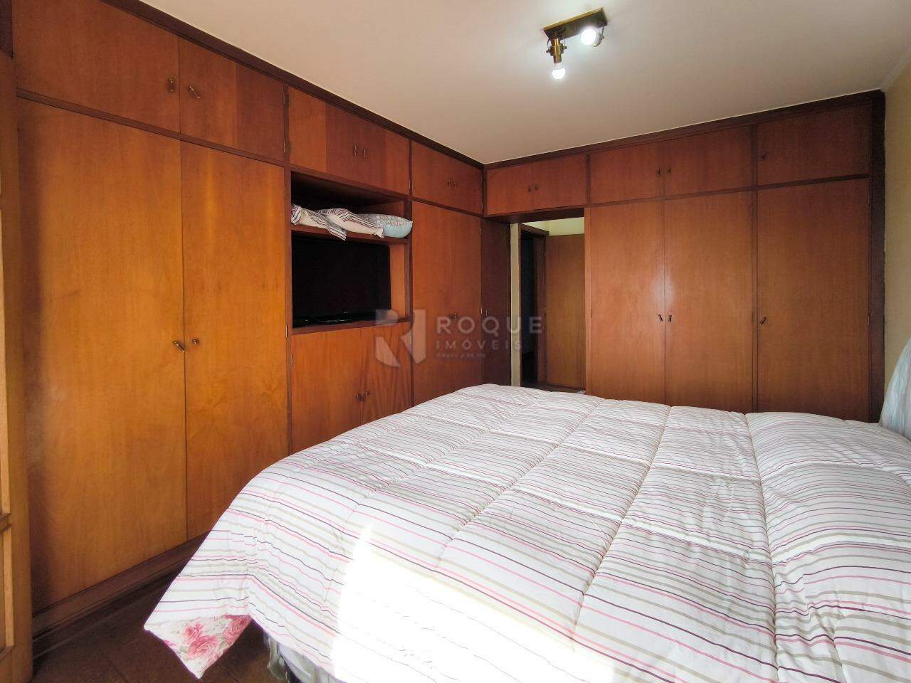 Apartamento à venda no bairro Vila Paraiso: SUÍTE 1