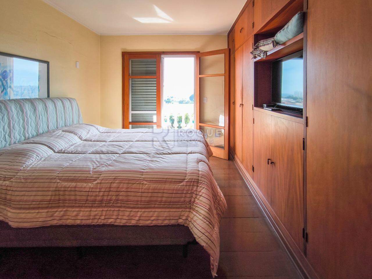 Apartamento à venda no bairro Vila Paraiso: SUÍTE 1