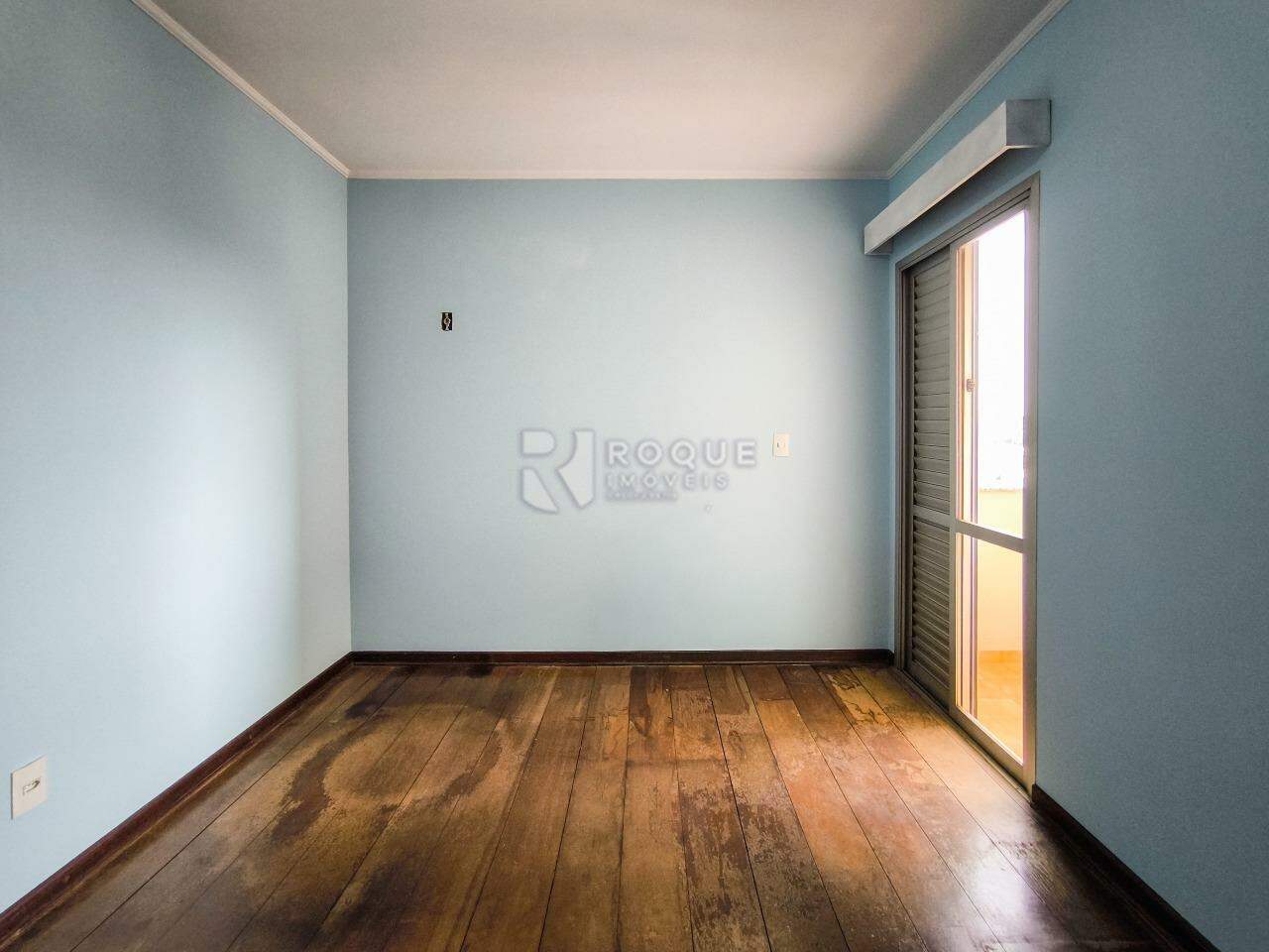Apartamento à venda no bairro Vila Paraiso: SUÍTE 2