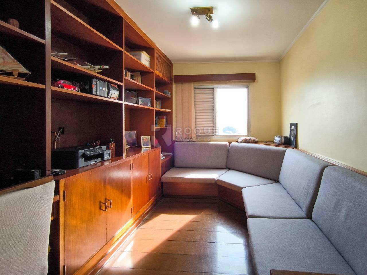 Apartamento à venda no bairro Vila Paraiso: ESCRITÓRIO