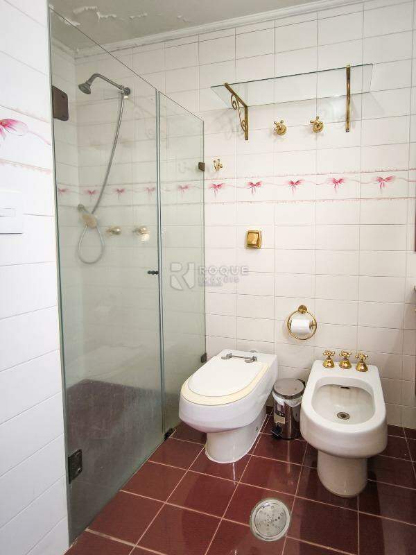 Apartamento à venda no bairro Vila Paraiso: WC SUÍTE 1
