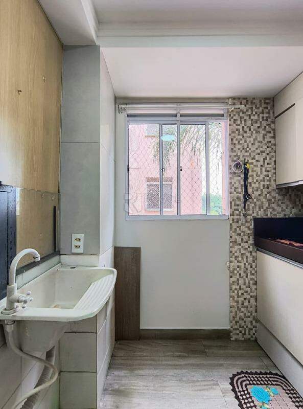 Apartamento para aluguel no bairro Jardim Colina Verde: Lavanderia