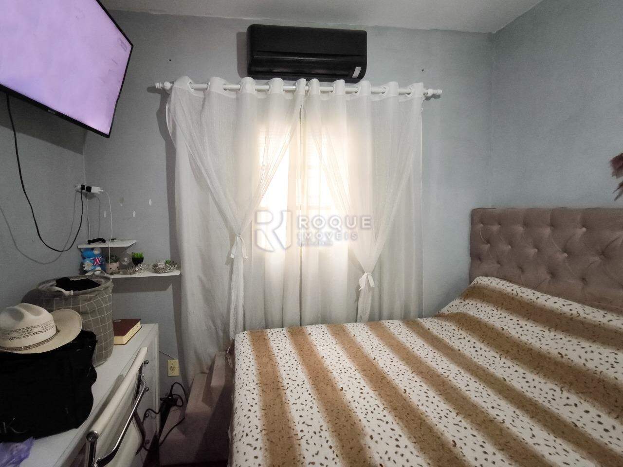 Casa Residencial à venda no bairro Vila Labaki: DORMITÓRIO 1