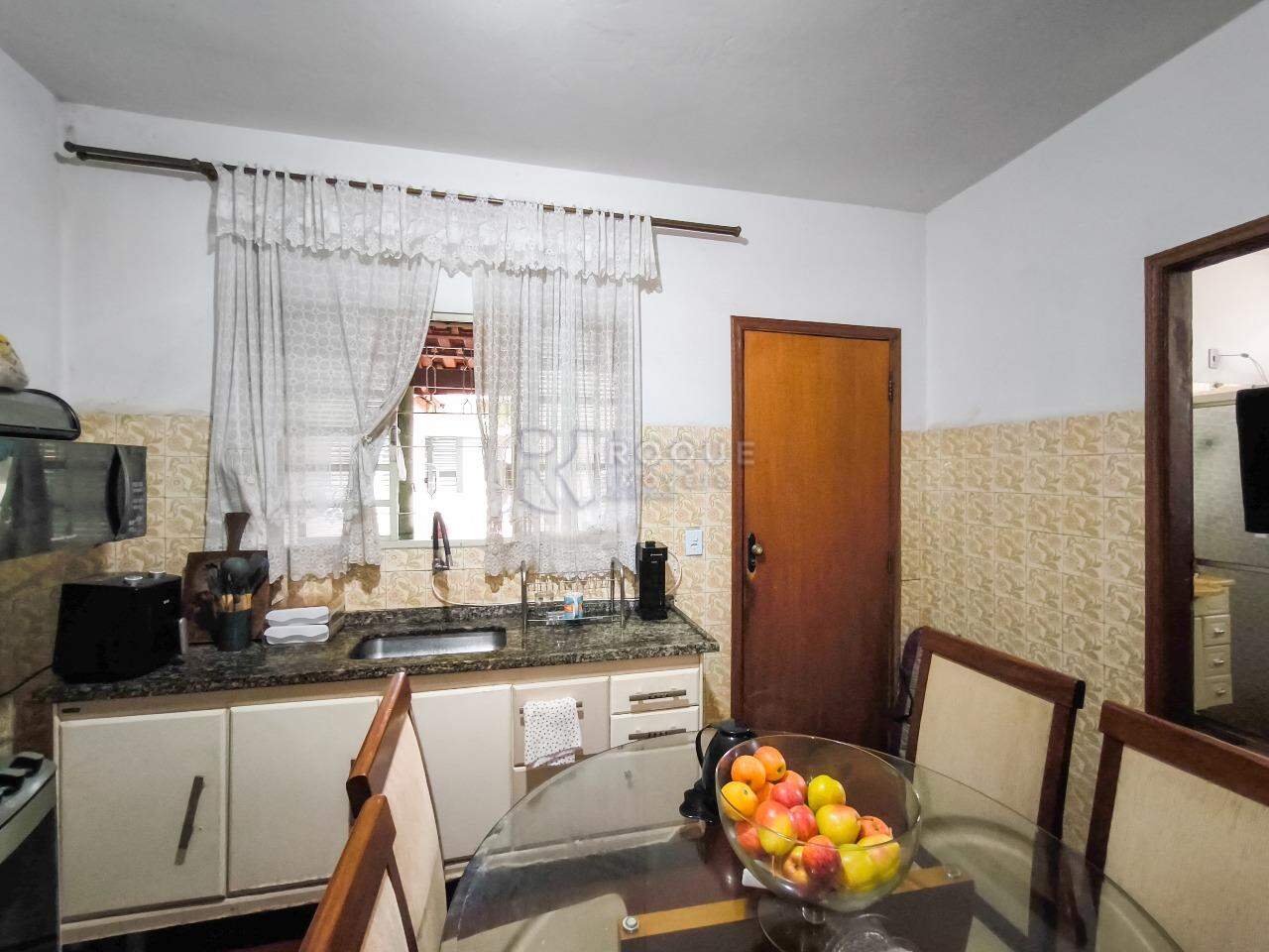 Casa Residencial à venda no bairro Vila Labaki: COZINHA