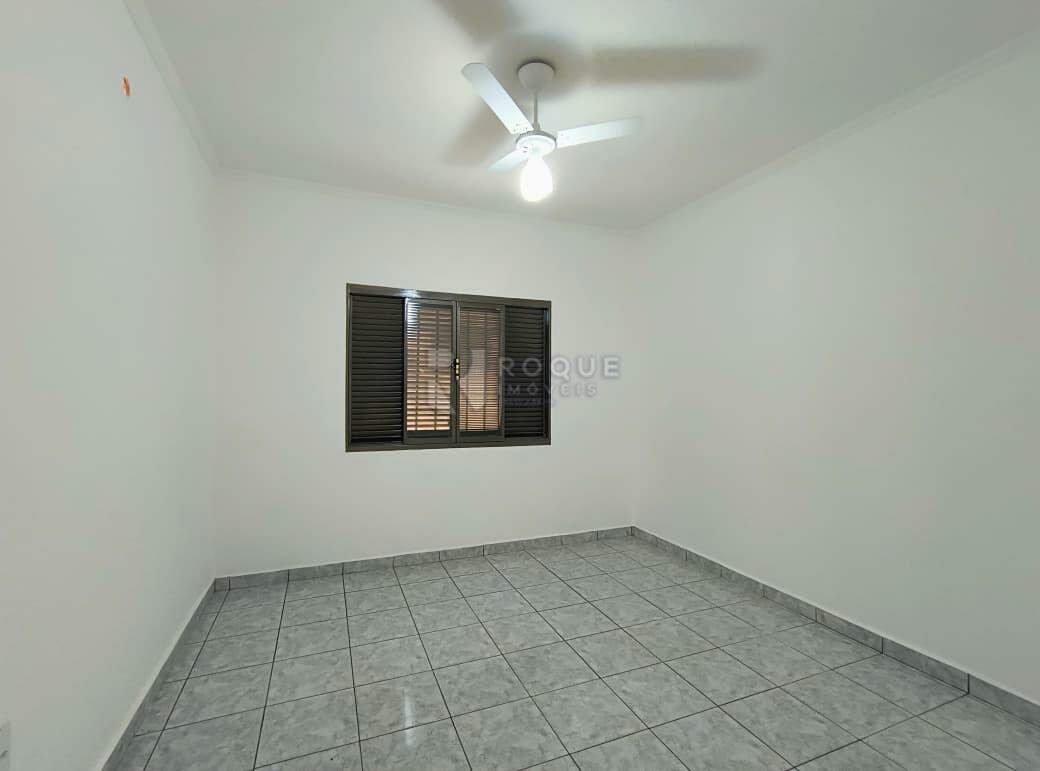 Casa Residencial para aluguel no bairro Vila Independência: Dormitório 01