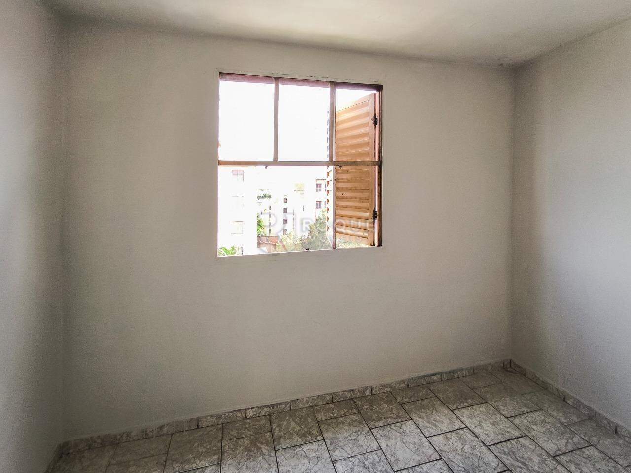 Apartamento à venda no bairro Jardim Olga Veroni: DORMITÓRIO 2