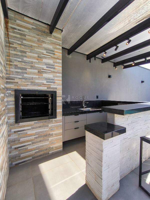 Casa Residencial à venda no bairro Jardim Campo Verde II: CHURRASQUEIRA