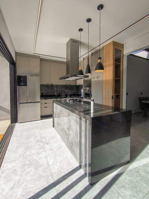 Casa Residencial à venda no bairro Jardim Campo Verde II: COZINHA