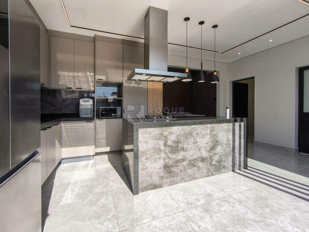 Casa Residencial à venda no bairro Jardim Campo Verde II: COZINHA