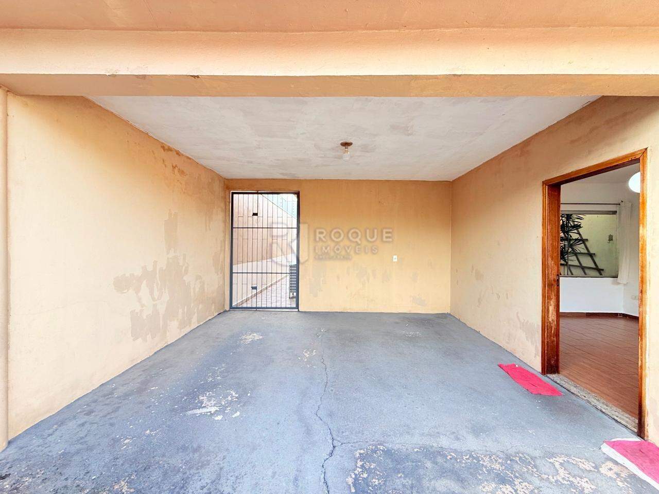 Casa Residencial para aluguel no bairro Jardim Campo Verde I: Garagem