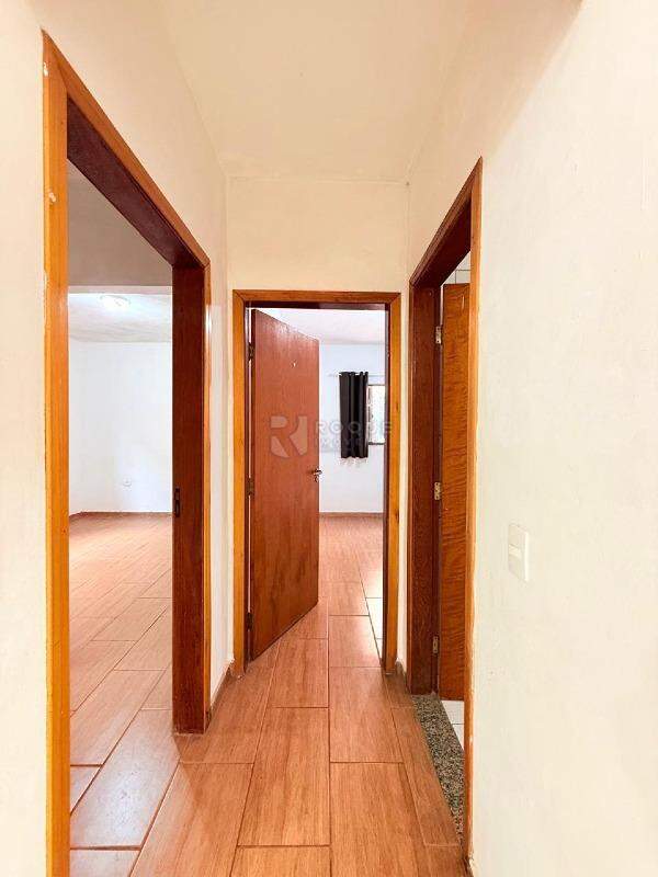 Casa Residencial para aluguel no bairro Jardim Campo Verde I: Hall Dormitório